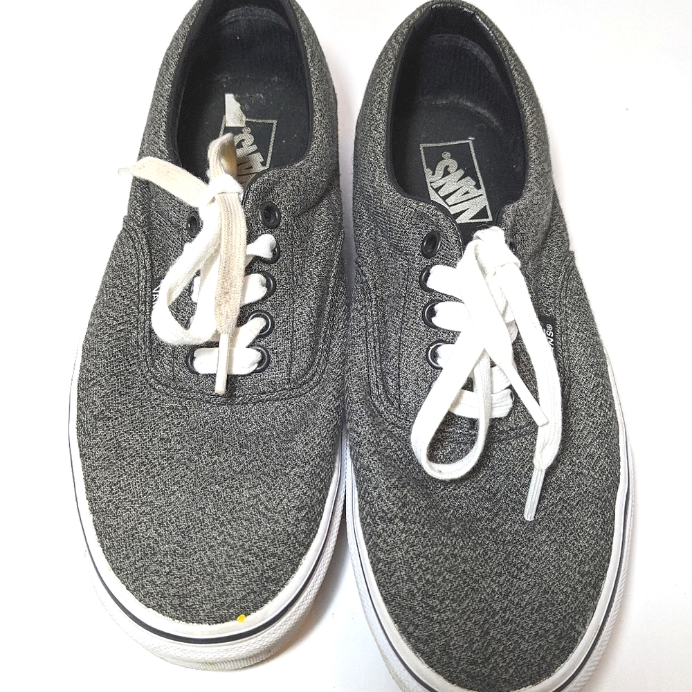 Vans lace-up men's size 8 women's size 9.5 grey